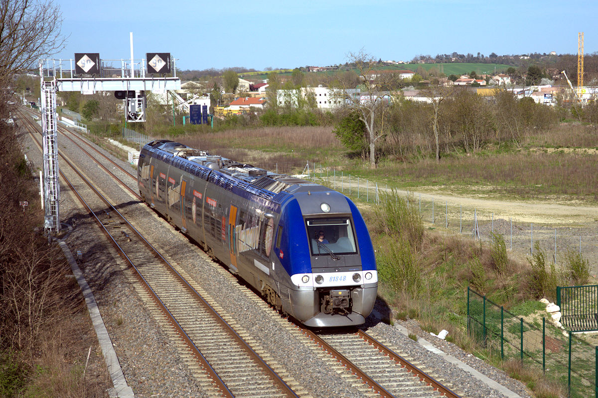 B 81848/B 81847 MIDI-PYRÉNÉES « TICKÉMOUV »