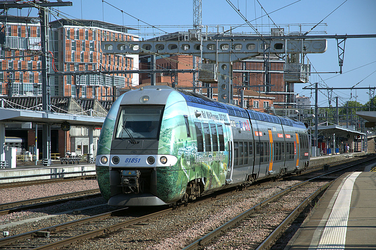 B 81851/B 81852/B 81851 MIDI-PYRÉNÉES