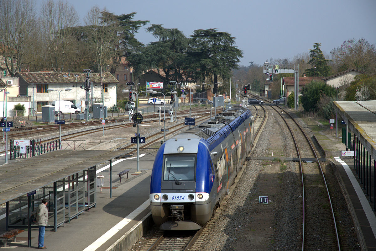 B 81854/B 81853 MIDI-PYRÉNÉES