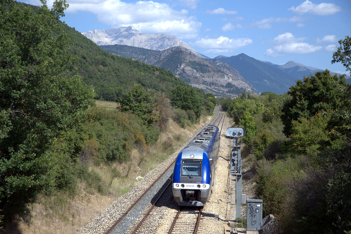 B 81646 PROVENCE-ALPES-CÔTE-D'AZUR