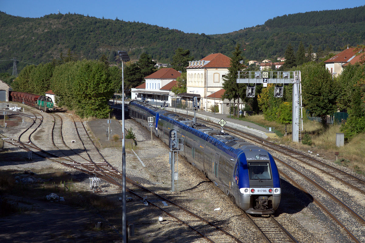 B 81786 PROVENCE-ALPES-CÔTE-D'AZUR