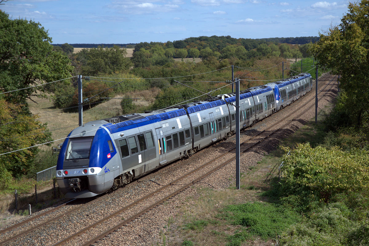 B 82579/B 82580 AUVERGNE-RHÔNE-ALPES