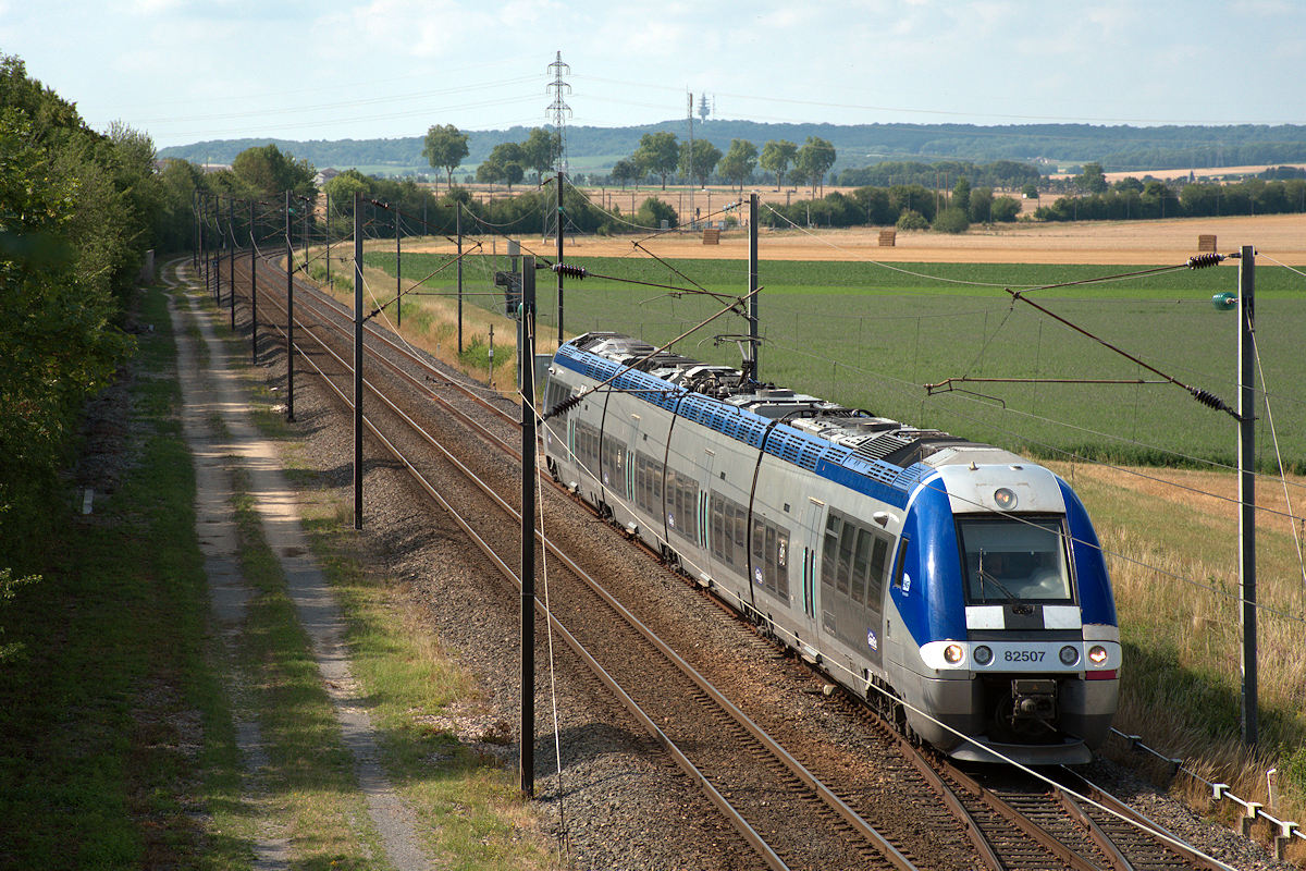 B 82507/B 82508 GRAND EST