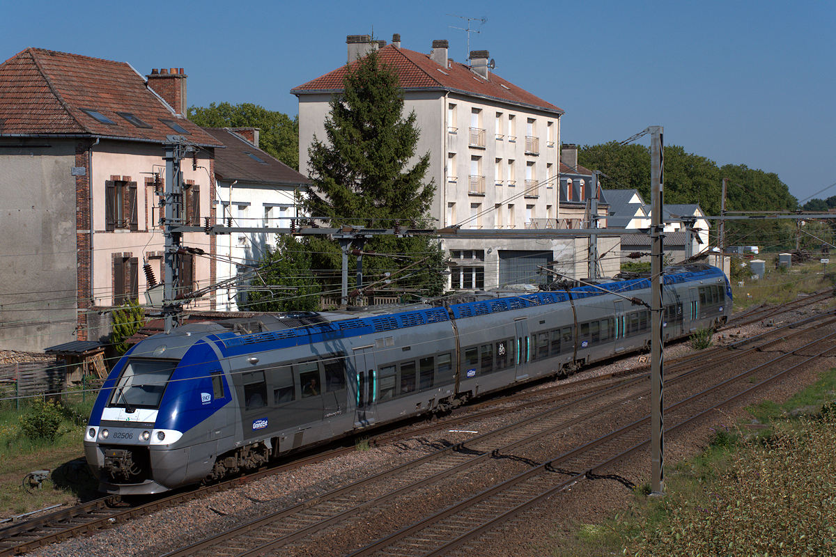 B 82506/B 82505 GRAND EST