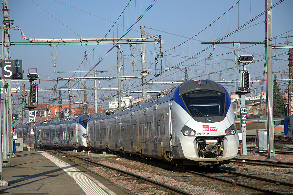 B 83521/B 83522 M MIDI-PYRÉNÉES + B 83519/B 83520 M MIDI-PYRÉNÉES