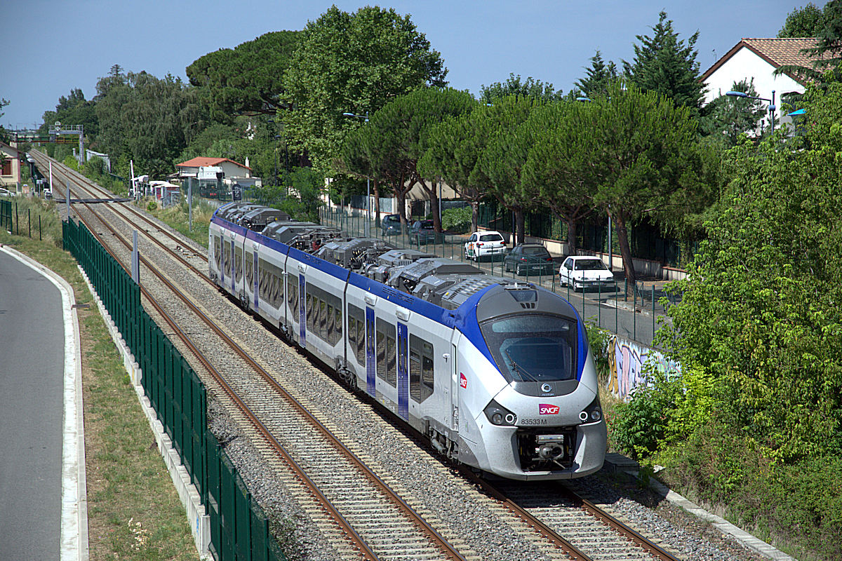 B 83533/B 83534 M MIDI-PYRÉNÉES