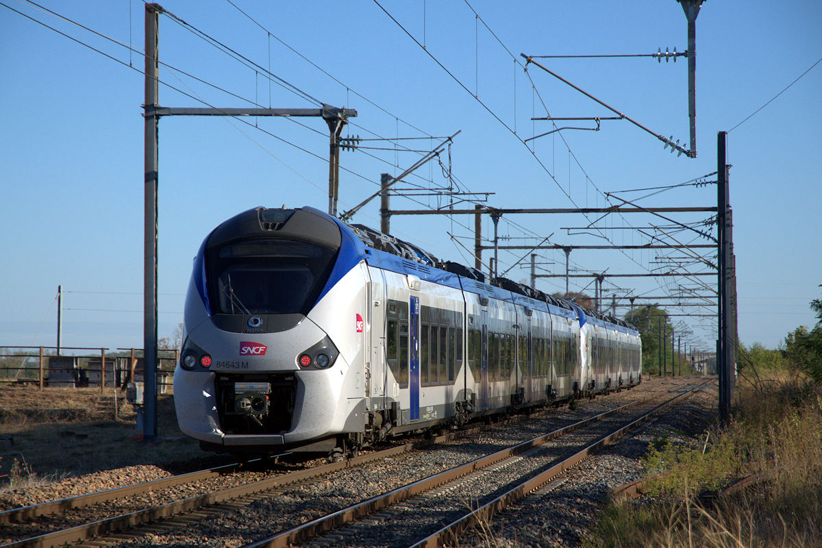 B 84643 / B 84644 M AUVERGNE-RHÔNE-ALPES + B 84637 / B 84638 M AUVERGNE-RHÔNE-ALPES