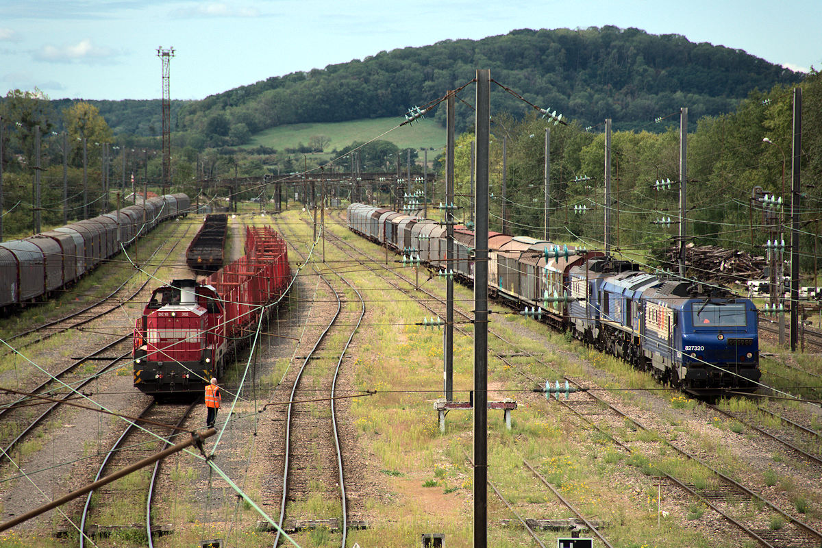 DE 18-302 CFL CARGO • BB 27320 BEACON RAIL