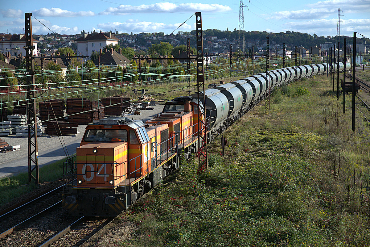 G 1206 04 + 03 COLAS RAIL