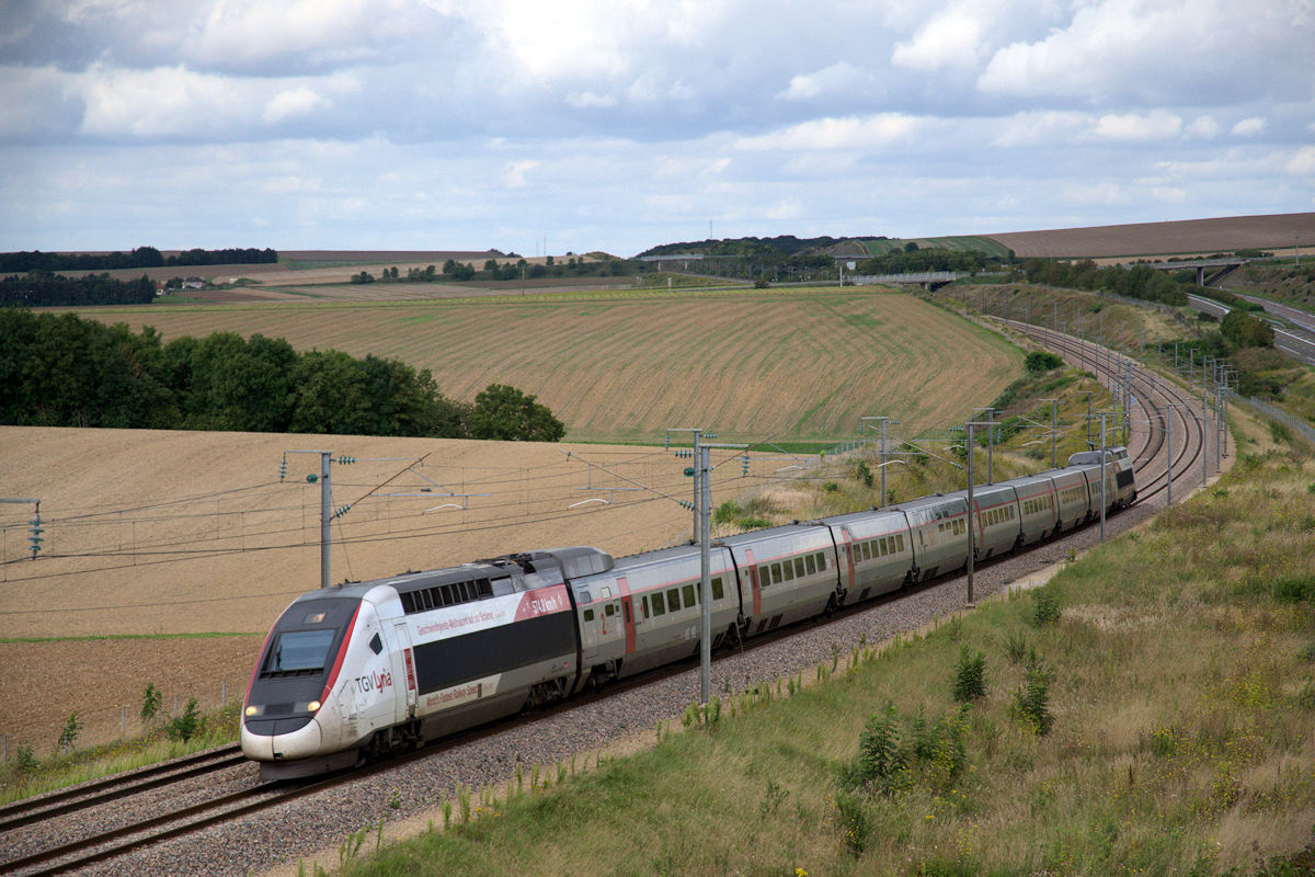 TGV 4402 • RECORD DU MONDE DU 03/04/2007 (574,8 KM/H)