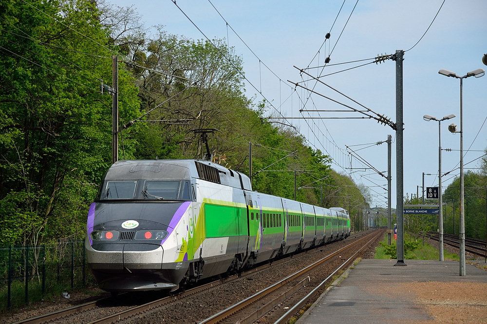 TGV 4521