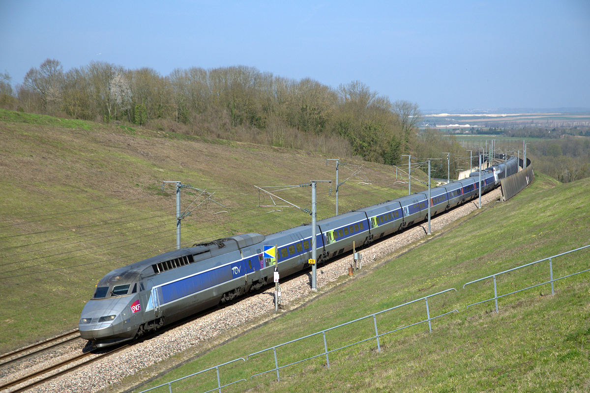 TGV 4521