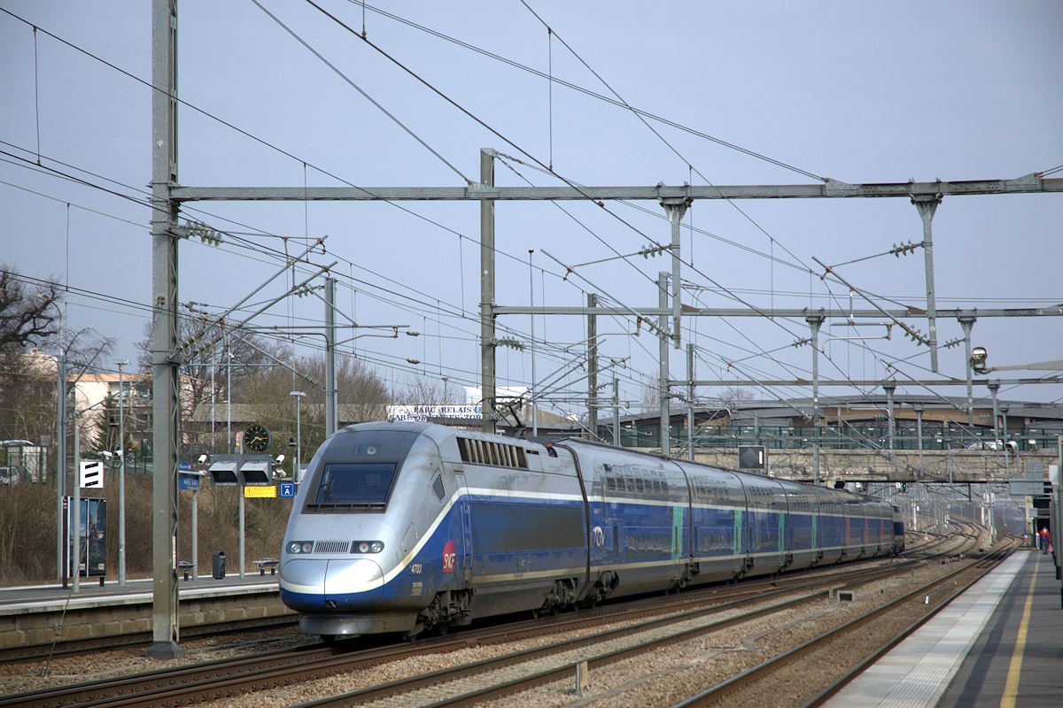 TGV 4703