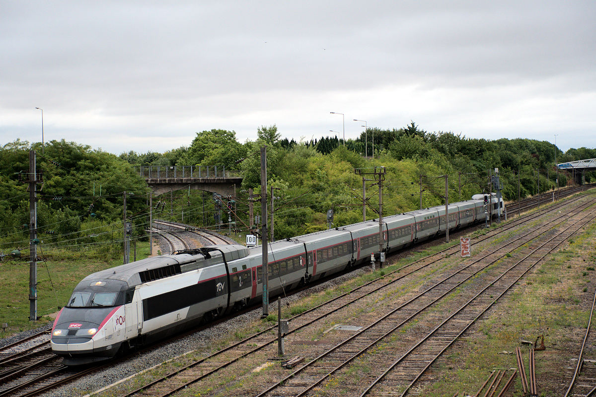 TGV 537