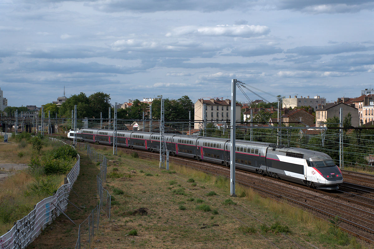 TGV 607