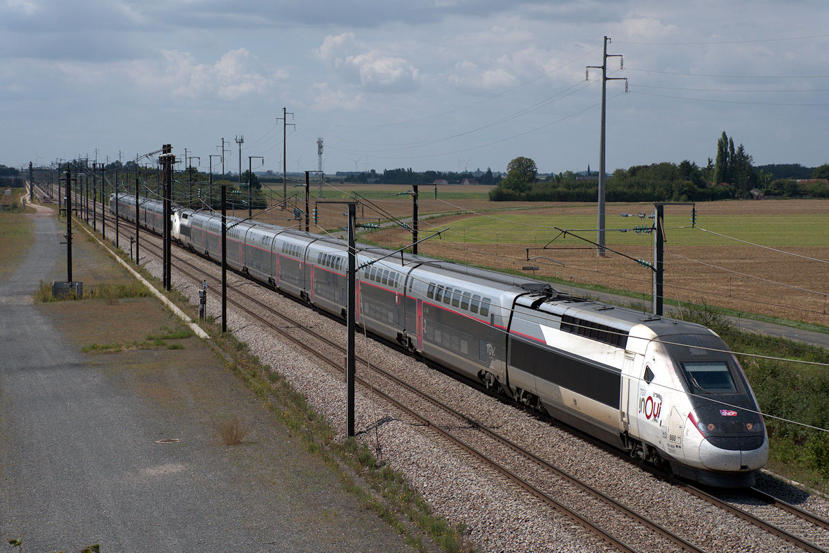 TGV 888