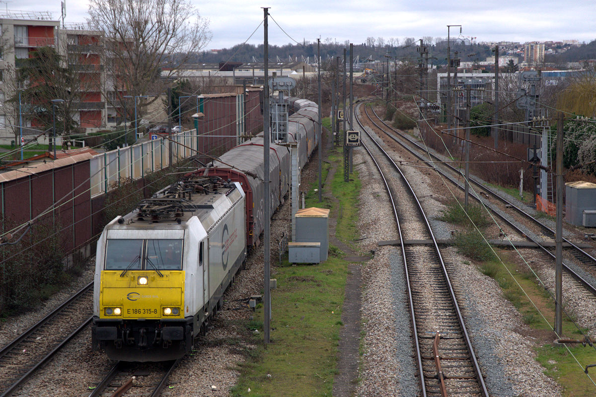 E 186 315-8 ECR (DB CARGO)