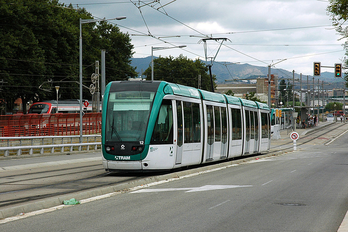 BARCELONE • LIGNE T4 • ESTACIÓ DE SANT ADRIÀ