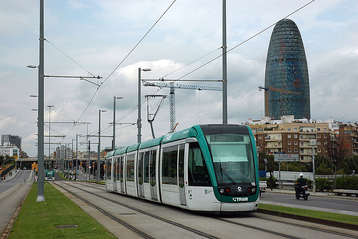 BARCELONE • LIGNE T4 • AUDITORI / TEATRE NACIONAL