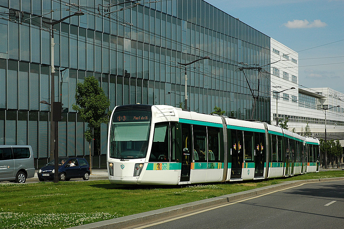 ÎLE DE FRANCE • ALSTOM CITADIS 402