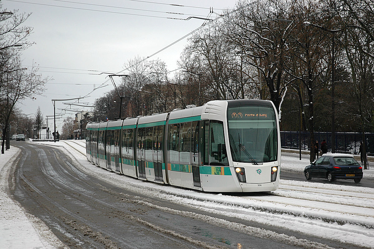 ÎLE DE FRANCE • ALSTOM CITADIS 302