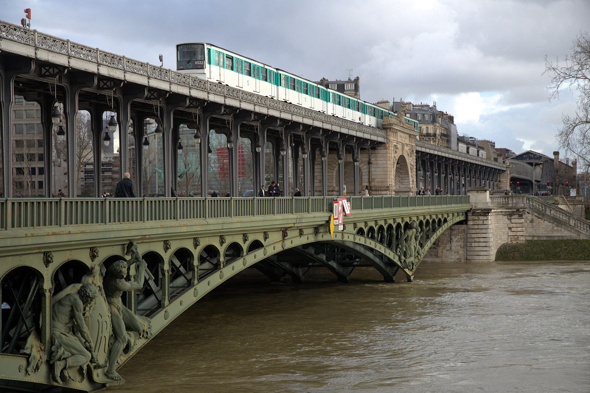 PONT DE BIR-HAKEIM (237 M - MAI 1903-AVRIL 1906)