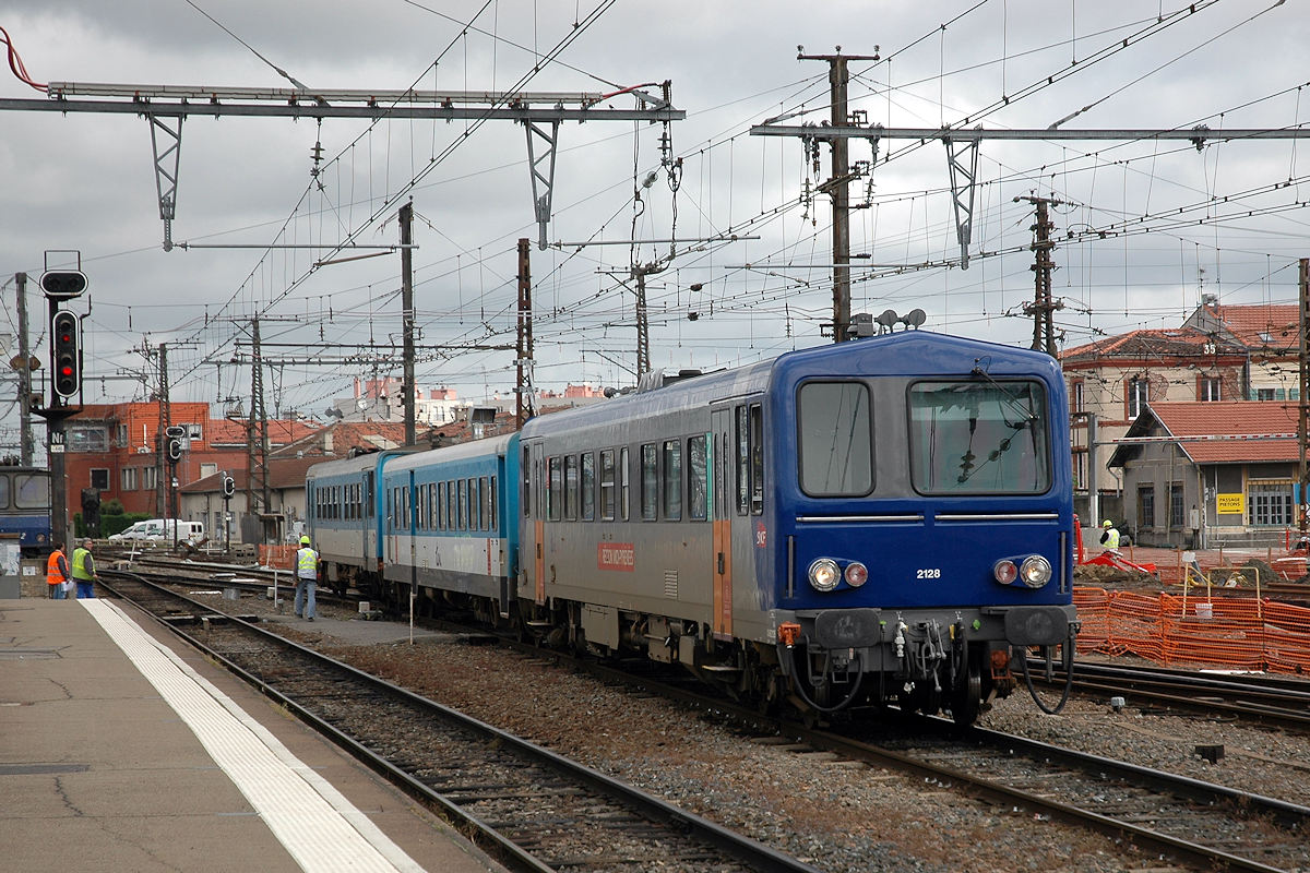 X 2128 MIDI-PYRÉNÉES + XR 96210 + X 92202 MIDI-PYRÉNÉES