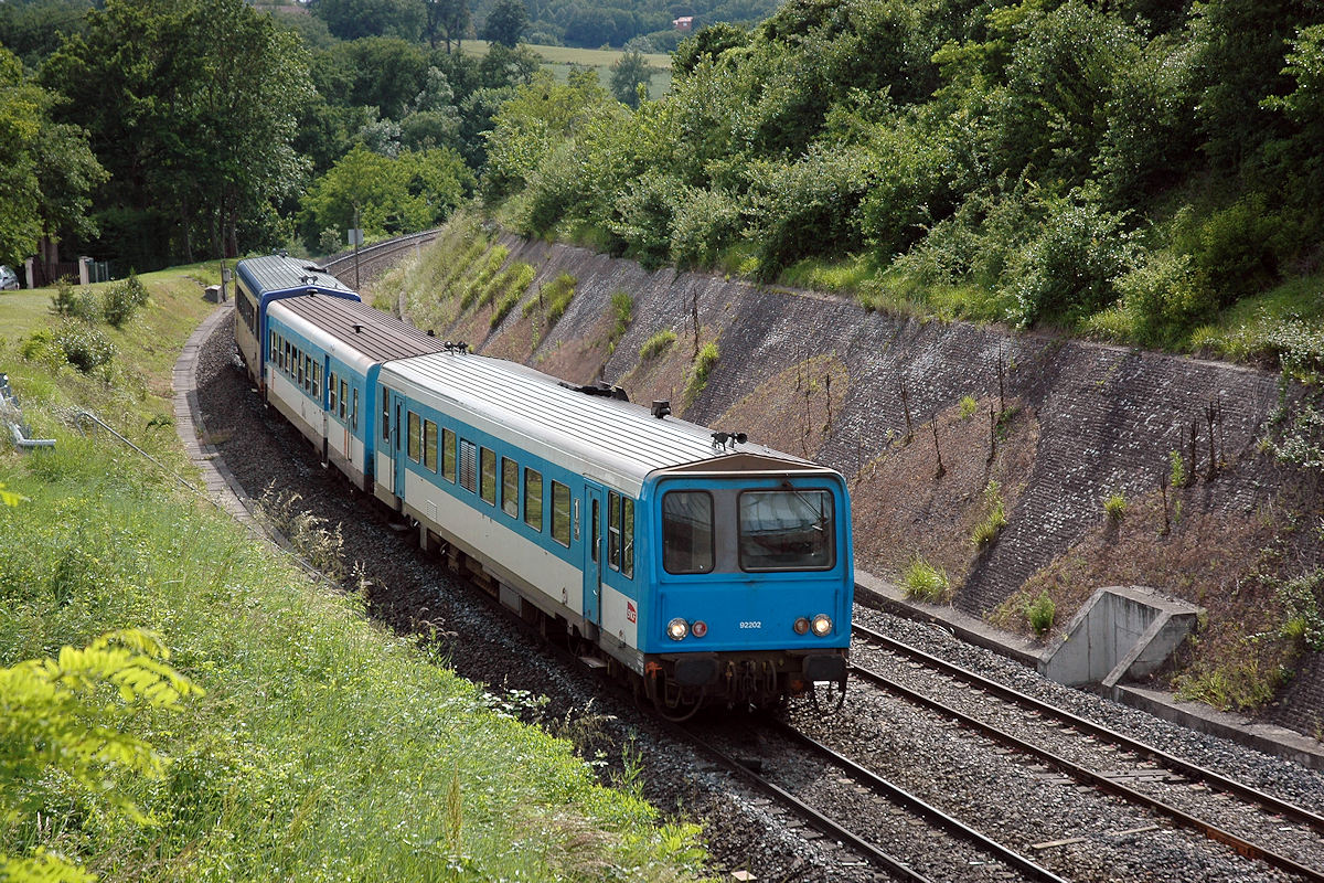 X 92202 MIDI-PYRÉNÉES