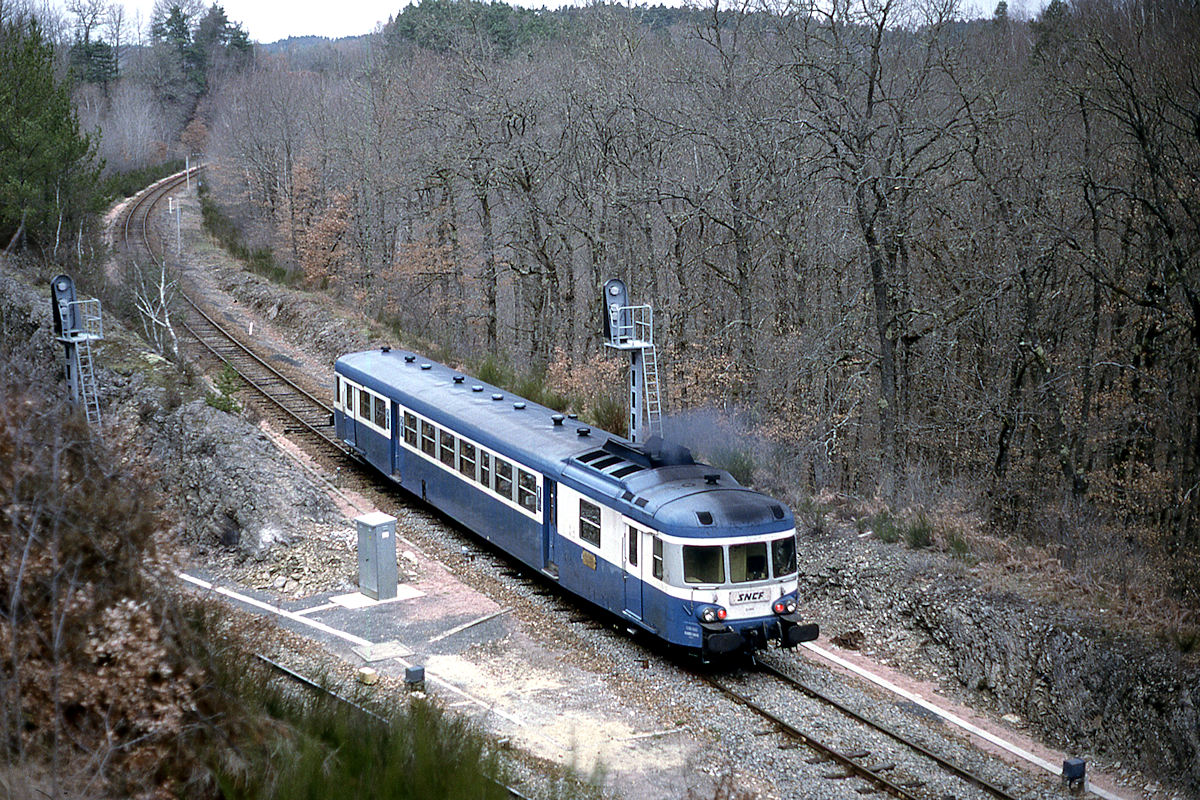 X 2800 - AURILLAC-BORT-LES-ORGUES