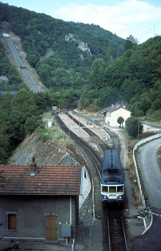 X 2800 - AURILLAC-BORDEAUX-SAINT-JEAN