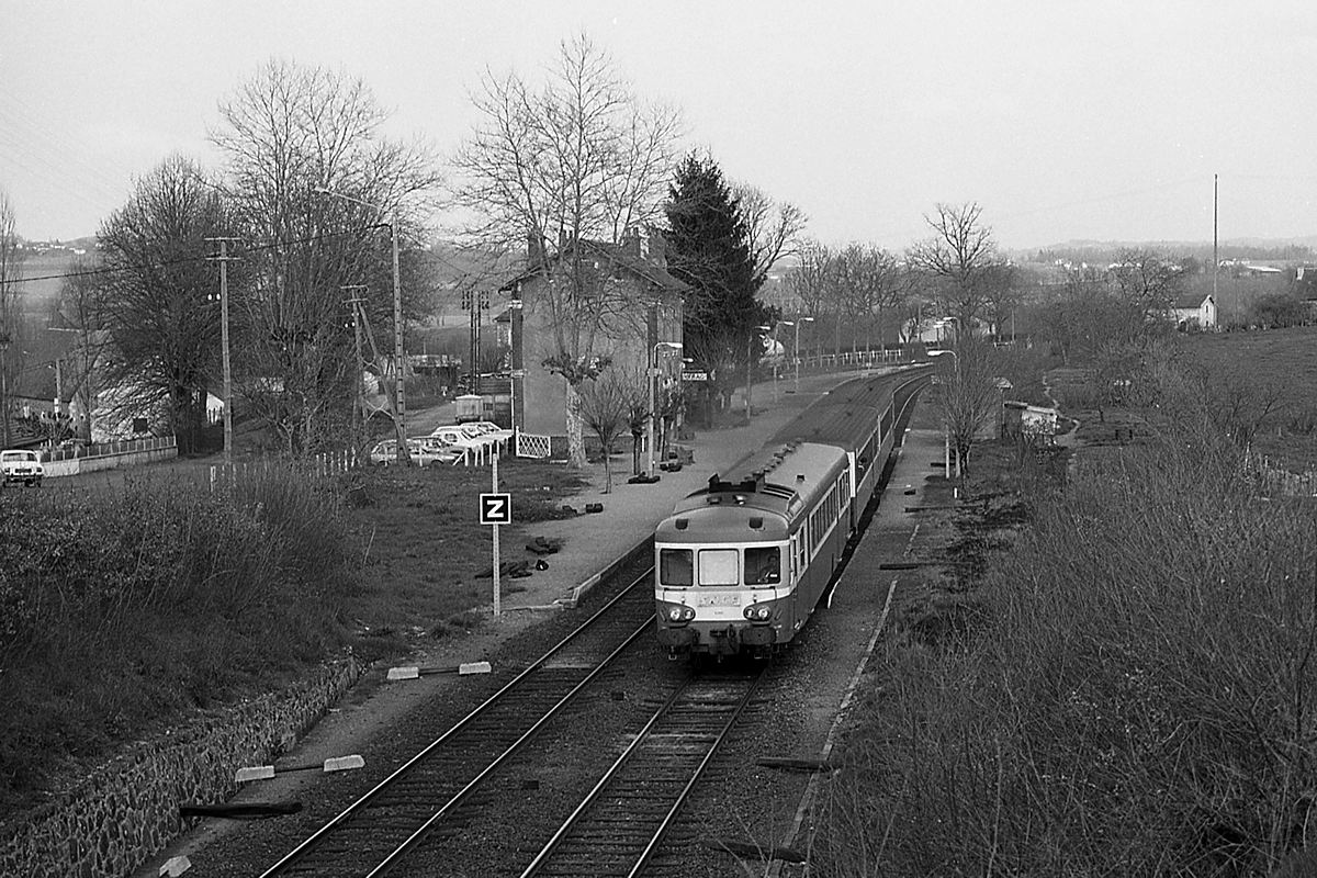 X 2800 - AURILLAC-TOULOUSE-MATABIAU