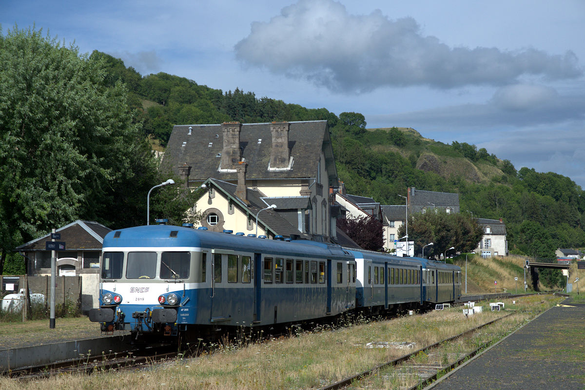 X 2819 •  XR 6091 • X 2914 AP2800 (ASSOCIATION DES PASSIONNÉS DE L'X2800 - TRAIN BLEU DU SUD)