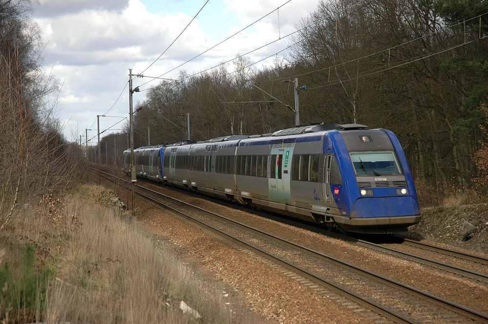 X 72732/731 PICARDIE + X 72729/730 PICARDIE