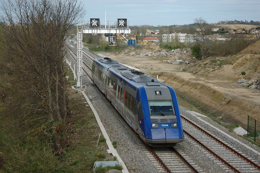 X 72518/517 MIDI-PYRÉNÉES