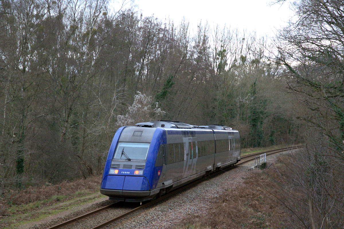 X 72550 CENTRE-VAL DE LOIRE