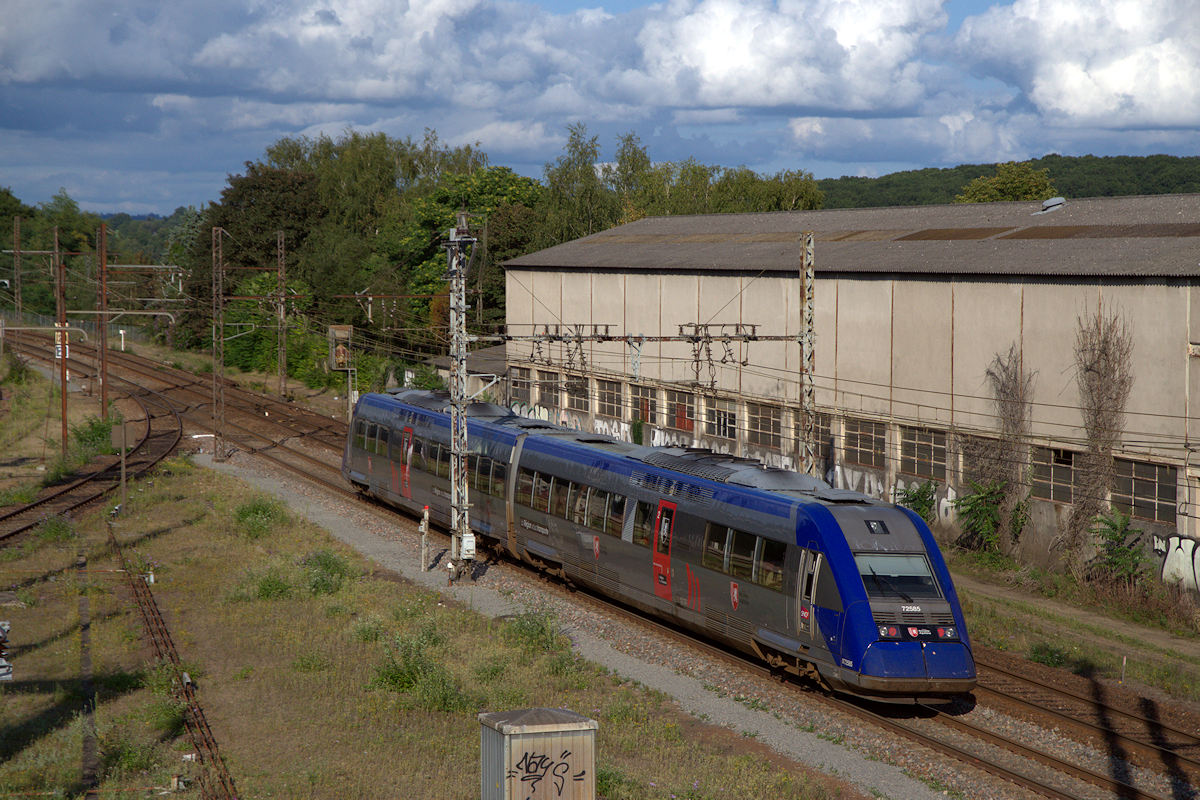 X 72585/586 NOUVELLE-AQUITAINE