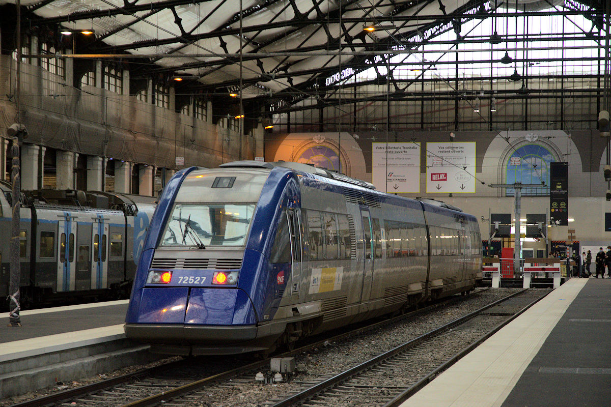 X 72527/528 CENTRE-VAL DE LOIRE