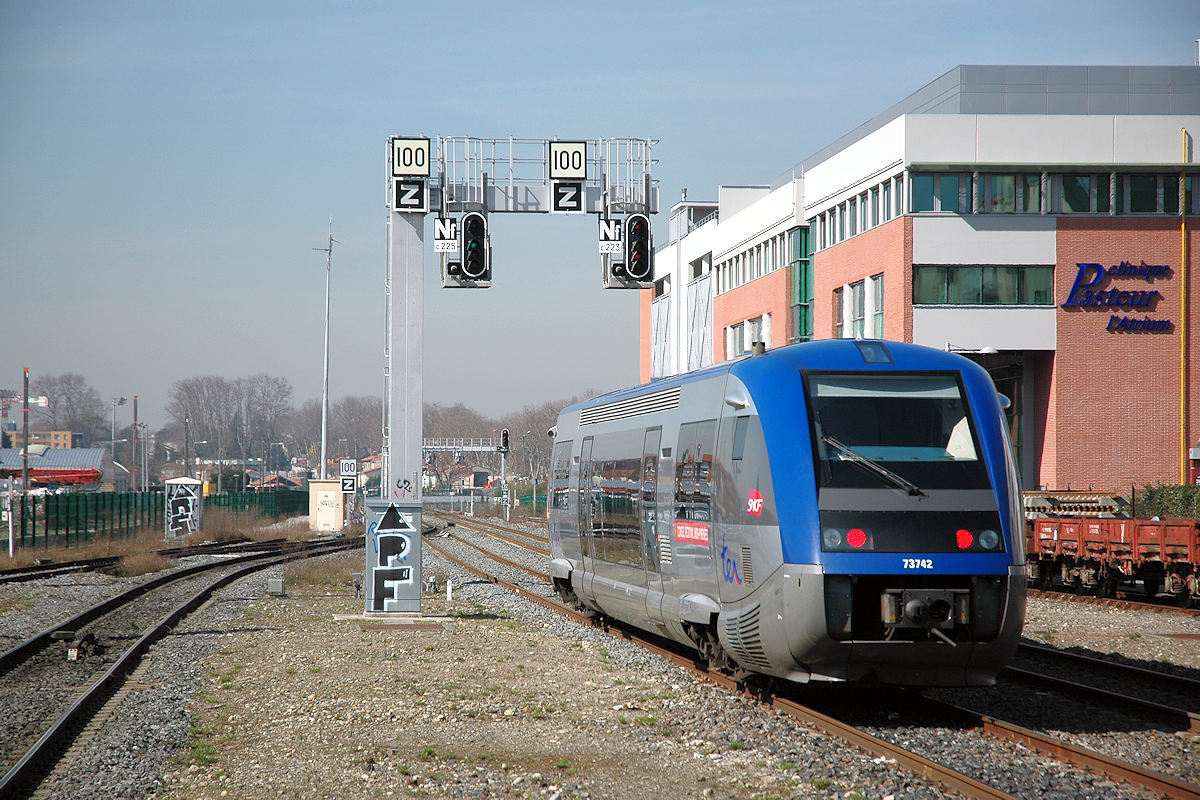 X 73742 MIDI-PYRÉNÉES