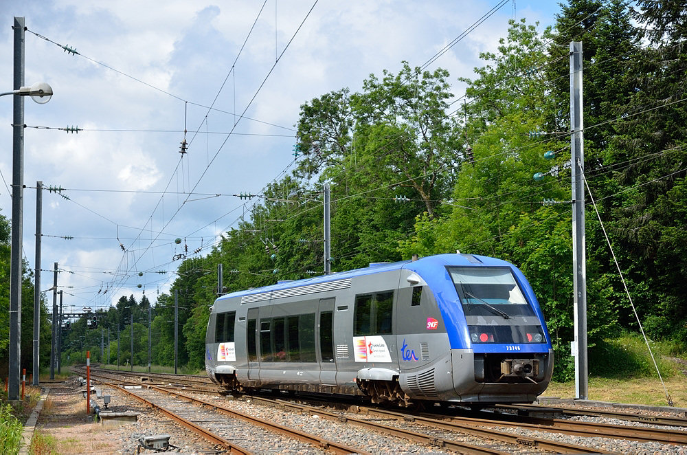 X 73746 FRANCHE-COMTÉ