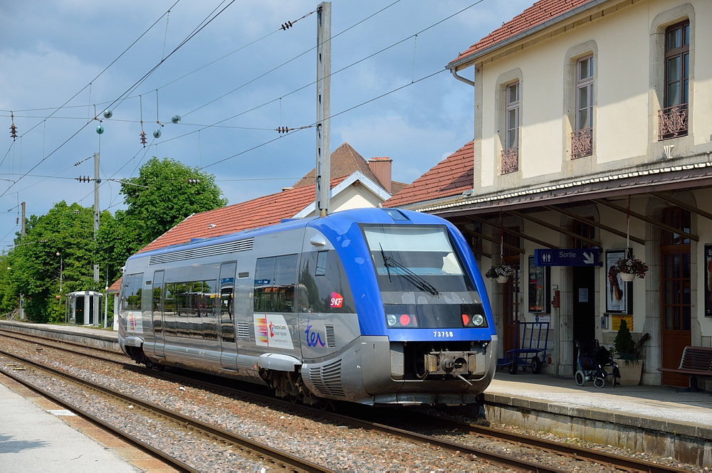 X 73758 FRANCHE-COMTÉ