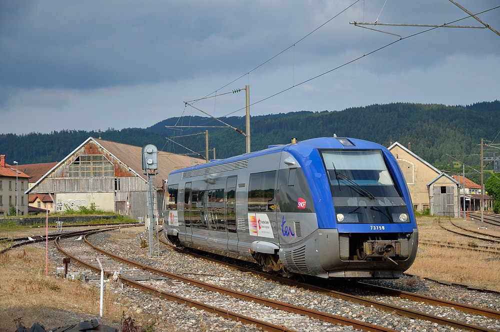 X 73758 FRANCHE-COMTÉ