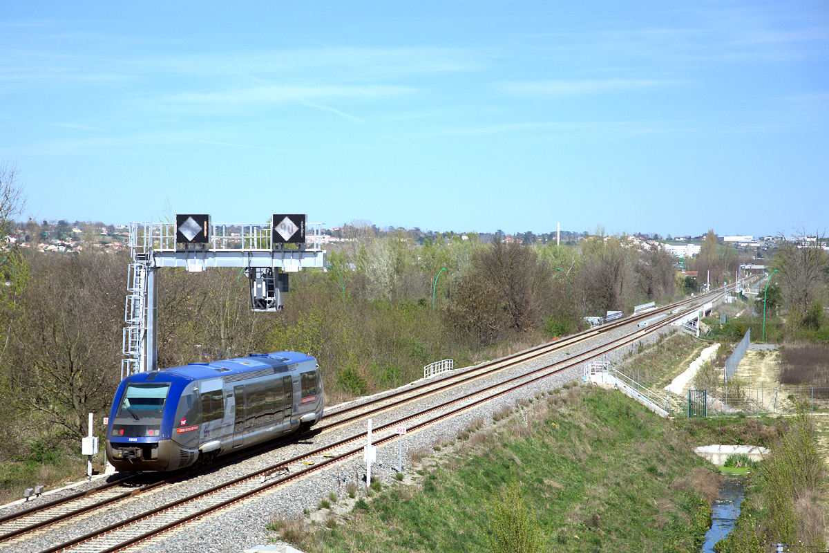 X 72523 MIDI-PYRÉNÉES