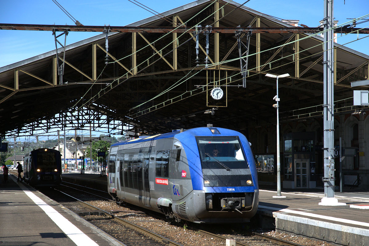 X 73614 MIDI-PYRÉNÉES