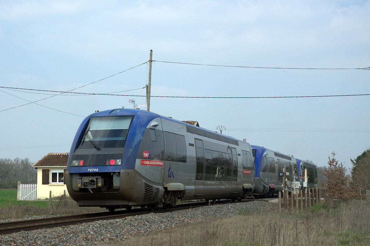 X 73742 MIDI-PYRÉNÉES