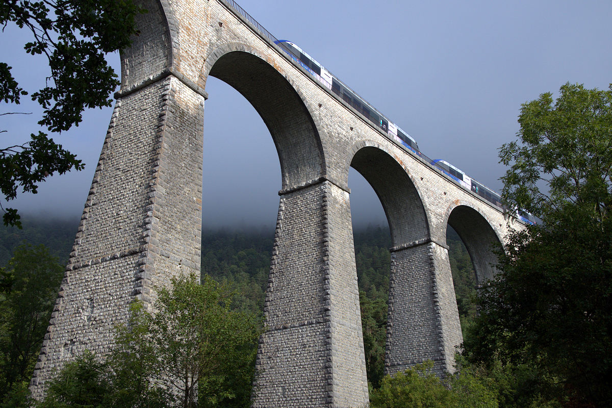 X 73500 RHÔNE-ALPES