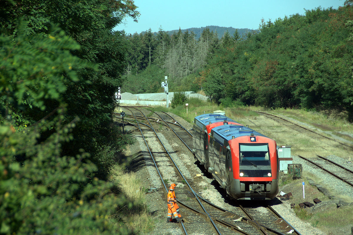 X 73500 + X 73706 BOURGOGNE-FRANCHE-COMTÉ