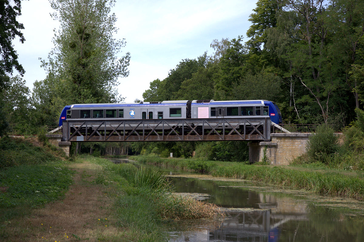 X 74500 CENTRE-VAL DE LOIRE