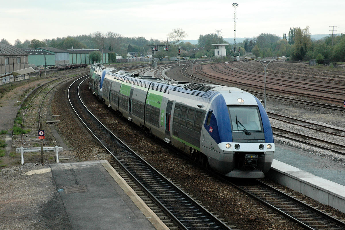 X 76748/747 PICARDIE + X 76750/749 PICARDIE