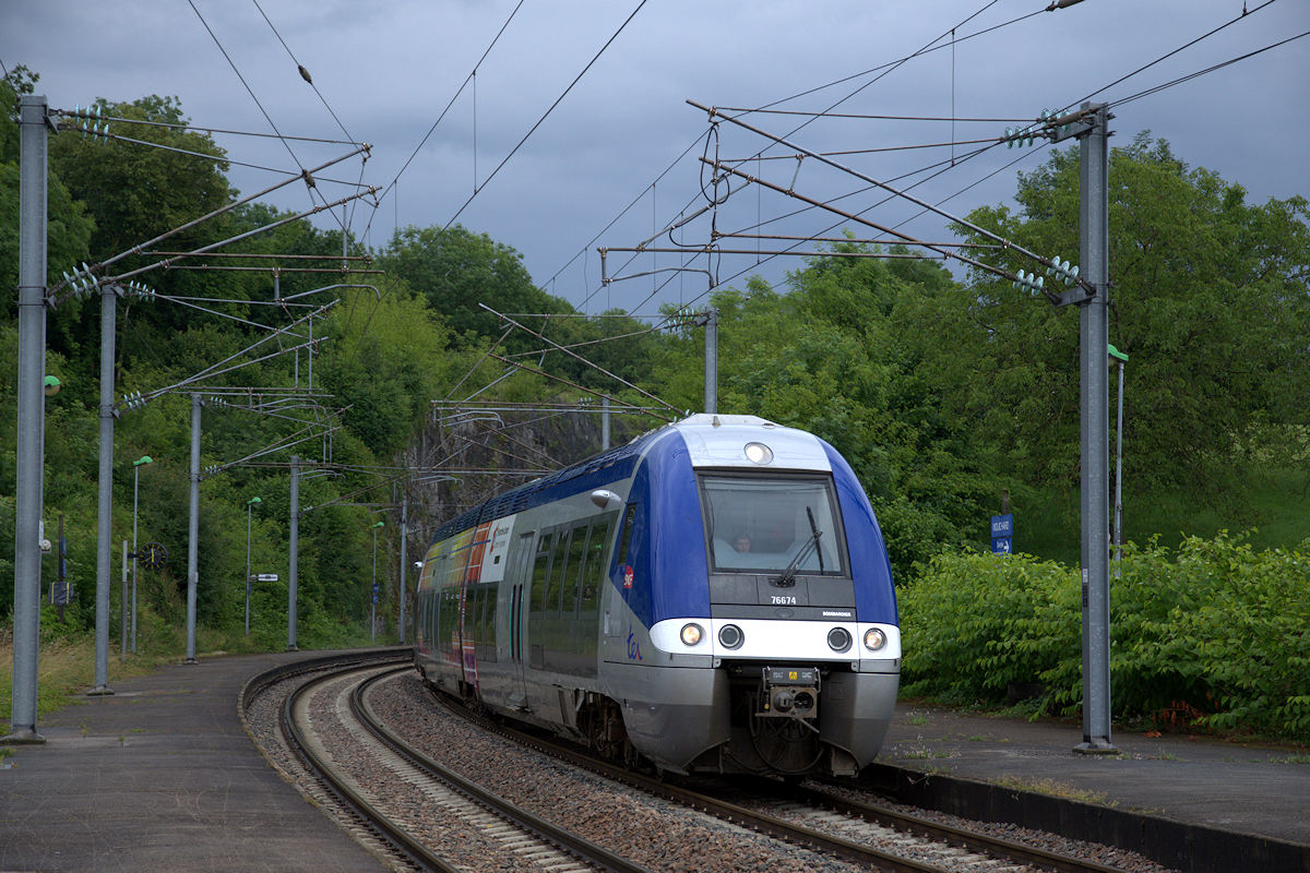 X 76674 FRANCHE-COMTÉ