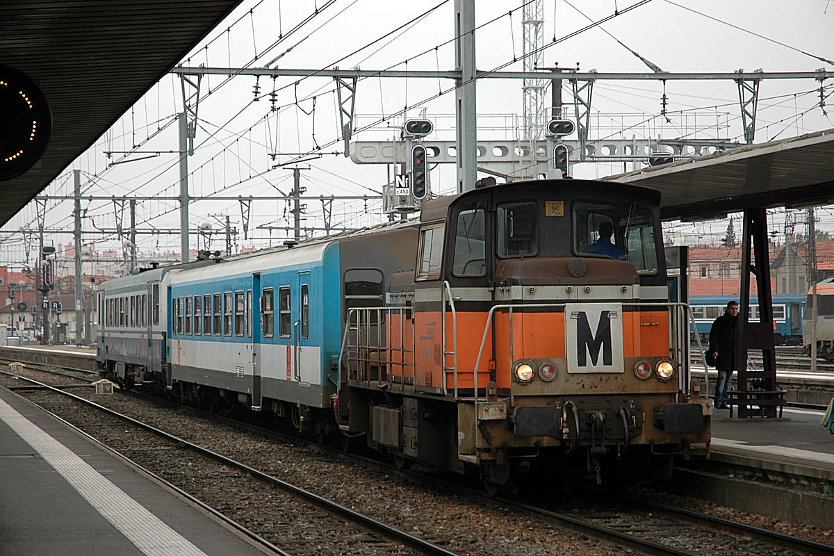 Y 8049 + XR 96219 + X 2102